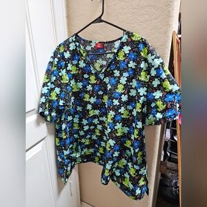 Scrub top 2XL